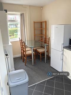 3 bedroom semi-detached house to rent, Hillside Road, Chester, CH1