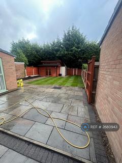 3 bedroom detached house to rent, Altrincham Road, Wilmslow, SK9