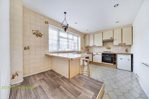 3 bedroom terraced house for sale, Melfield Gardens, London, SE6
