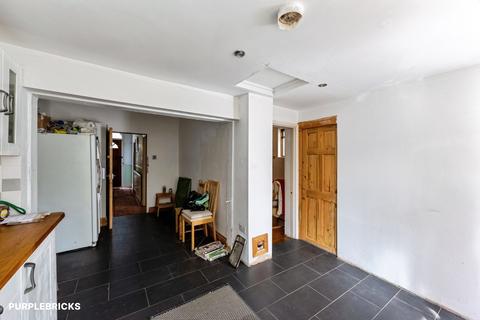 5 bedroom end of terrace house for sale, Lansdowne Road, Ilford, IG3