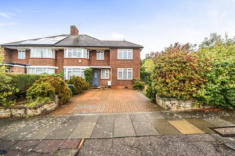 undefined, Hillcrest Gardens, London