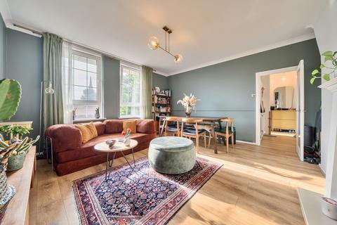 1 bedroom apartment for sale, Swan Road, London