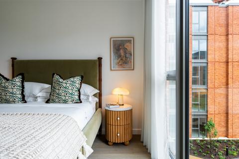 3 bedroom apartment for sale, Hurlingham Waterfront, London SW6