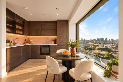 1 bedroom flat for sale, Starboard Way, London, E16