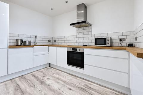 4 bedroom terraced house to rent, Marina Arcade, Bexhill-On-Sea TN40