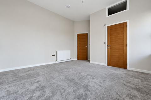 4 bedroom terraced house to rent, Marina Arcade, Bexhill-On-Sea TN40