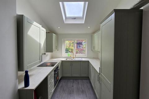 4 bedroom house to rent, Filey Road, Stockport M14