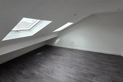 4 bedroom house to rent, Filey Road, Stockport M14