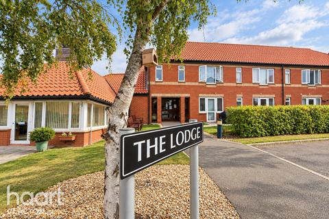 1 bedroom flat for sale, Hall Crescent, Clacton-On-Sea
