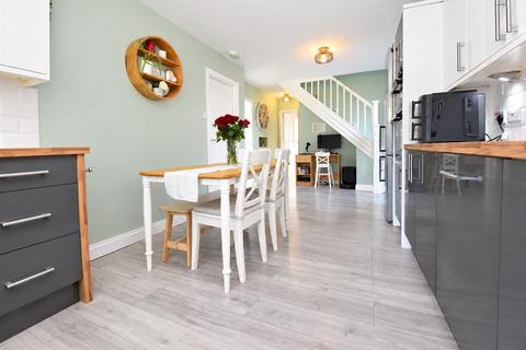 4 bedroom chalet for sale, Ashingdon Road, Rochford