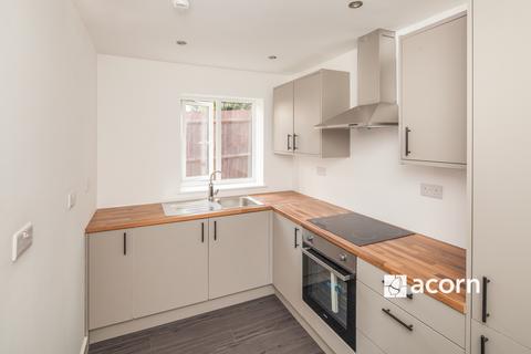 Flat to rent, Upper Tulse Hill London SW2