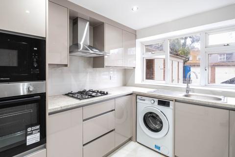2 bedroom flat to rent, Cambridge Road, Kingston Upon Thames