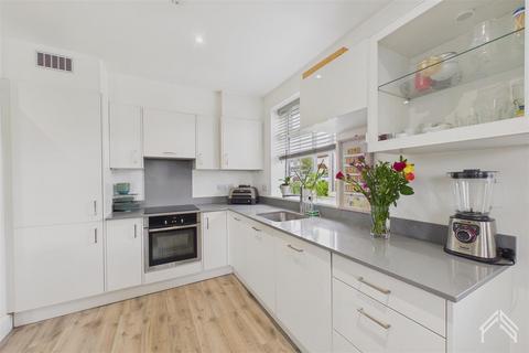 2 bedroom apartment for sale, Hale Lane, Edgware | London HA9