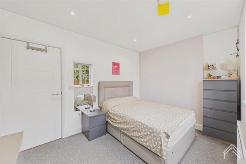 2 bedroom apartment for sale, Hale Lane, Edgware | London HA9