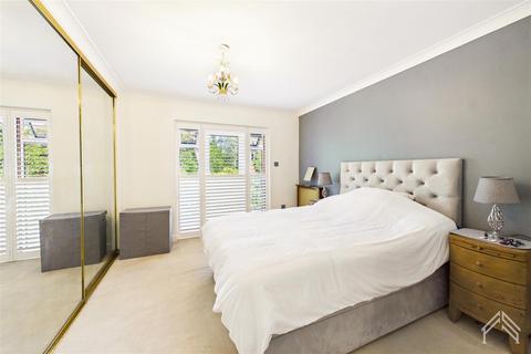 undefined, Mount Park Road, Harrow on the Hill