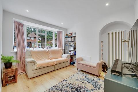 4 bedroom terraced house for sale, Mill Road, Twickenham