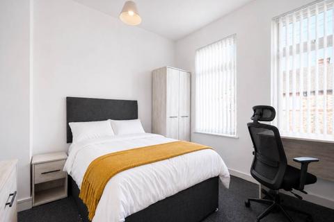 2 bedroom flat share to rent, Bishopgate Street - BILLS EXCLUDED, Wavertree, Liverpool
