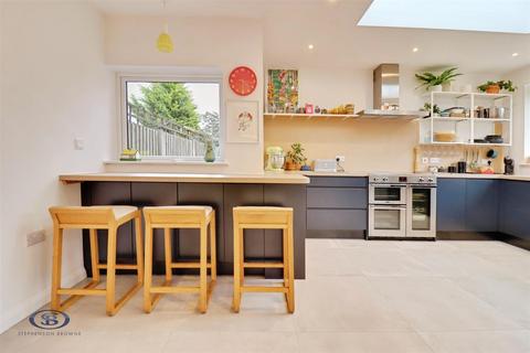 4 bedroom semi-detached house for sale, Elton Road, Sandbach CW11