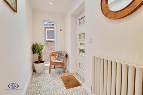 4 bedroom semi-detached house for sale, Elton Road, Sandbach CW11