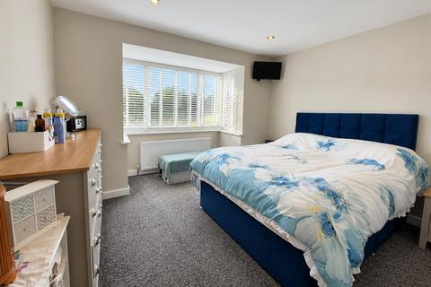 3 bedroom bungalow for sale, Kenwith View, Bideford EX39