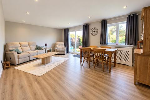 3 bedroom bungalow for sale, Kenwith View, Bideford EX39