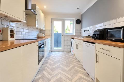 3 bedroom bungalow for sale, Kenwith View, Bideford EX39