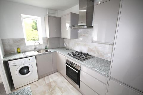 2 bedroom apartment to rent, Hampden Road, Chalfont St Peter SL9