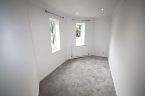 2 bedroom apartment to rent, Hampden Road, Chalfont St Peter SL9