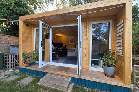 2 bedroom maisonette for sale, Chinbrook Road, Lee, Lewisham, London, SE12
