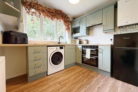 1 bedroom apartment for sale, Chester Road, Wrexham LL12