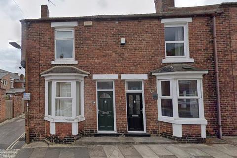 5 bed terraced house for rent in Mistletoe Street, Durham City
