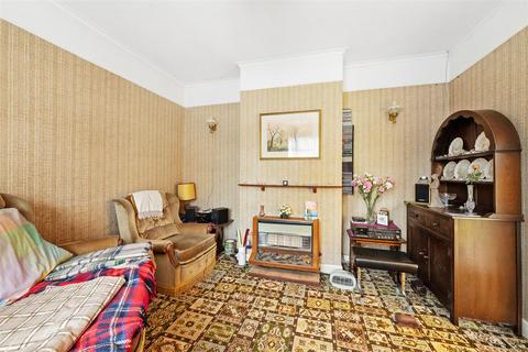 2 bedroom detached bungalow for sale, Keston Avenue, Coulsdon CR5