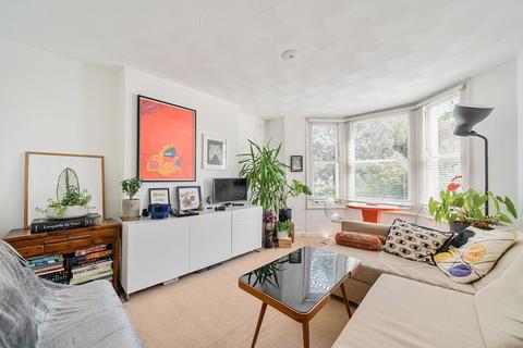 2 bedroom flat for sale, The Gardens, East Dulwich, London, SE22