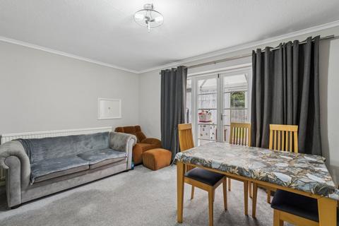4 bedroom bungalow to rent, Kiln Road, Prestwood, Great Missenden, Buckinghamshire, HP16