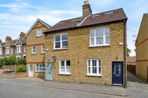 4 bedroom house for sale, Windmill Road, Hampton Hill