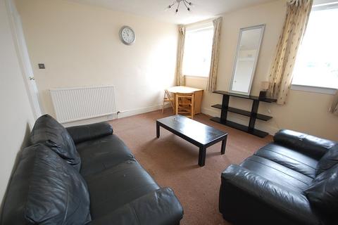 1 bedroom flat to rent, Menzies Road, Torry, Aberdeen, AB11
