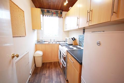1 bedroom flat to rent, Menzies Road, Torry, Aberdeen, AB11