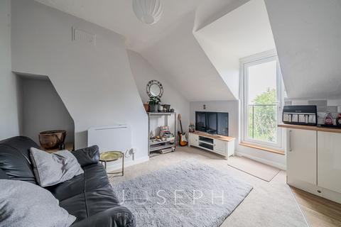 2 bedroom flat to rent, Christchurch Street, Ipswich, IP4