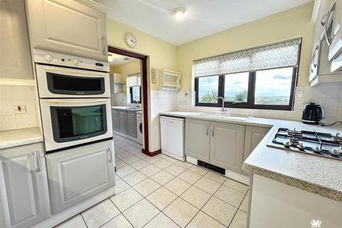 3 bedroom detached bungalow for sale, Hawthorn Close, Pentlepoir, Saundersfoot