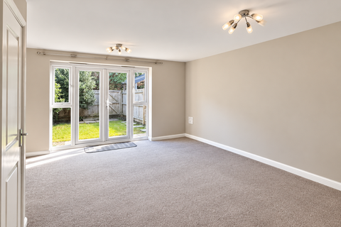 4 bedroom terraced house to rent, Halliwell Court, Elworth, Sandbach