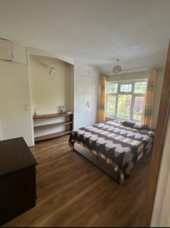 3 bedroom house to rent, Honeycroft Hill, London, UB10