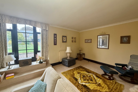 3 bedroom barn conversion to rent, Hele Lane, South Petherton, TA13