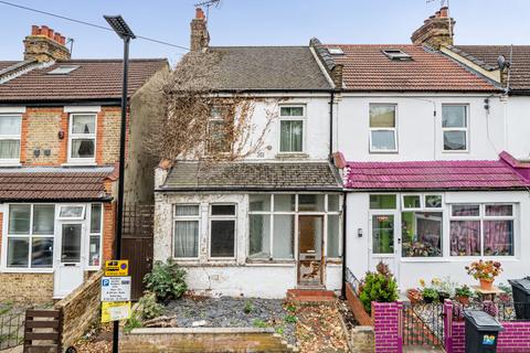 2 bedroom end of terrace house for sale, Livingstone Road, Hounslow