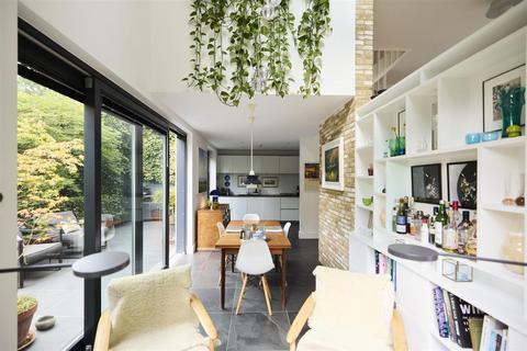 3 bedroom detached house for sale, Essex Mews, Crystal Palace, SE19