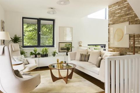 3 bedroom detached house for sale, Essex Mews, Crystal Palace, SE19