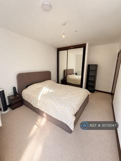 2 bedroom flat to rent, May House, Watford, WD18