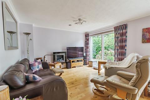 4 bedroom detached house for sale, Welbeck Close, Burgess Hill