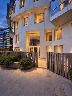 4 bedroom townhouse for sale, Prospect Way, London SW11