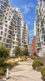 4 bedroom townhouse for sale, Prospect Way, London SW11