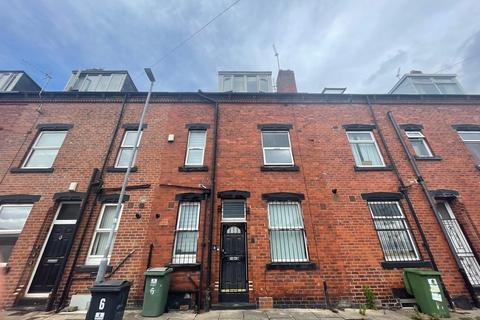 2 bedroom terraced house to rent, Beulah Terrace, Leeds, LS6